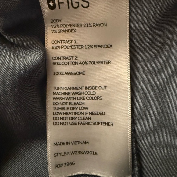 🏥🩺 FIGS Scrub Set – Graphite (Joggers + Top) – L - Picture 13 of 16